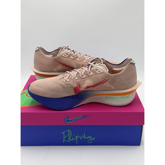 Nike ZoomX Vaporfly Next% 4 \